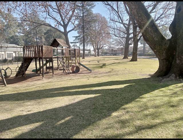 1 BEDROOM SECTIONAL TITLE FOR SALE IN COMET